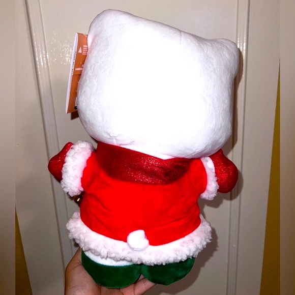 Hello Kitty Christmas Side Stepper 🎄 - Picture 3 of 5
